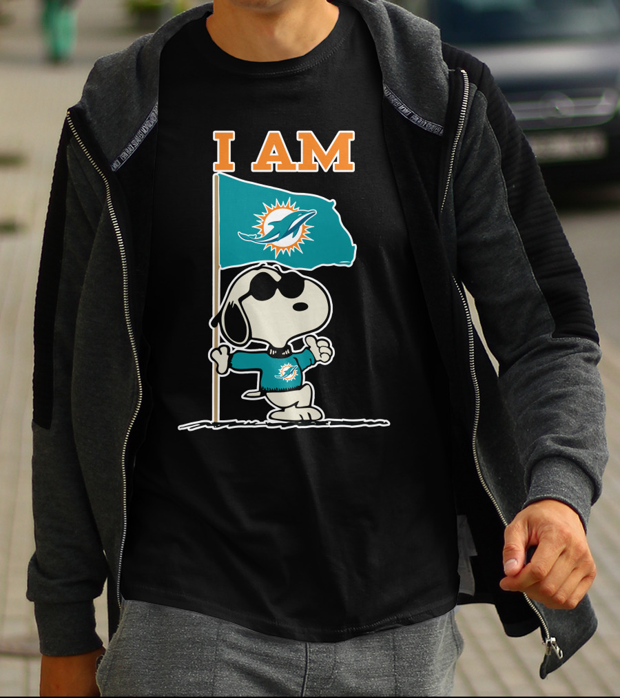 I Am Miami Dolphins Snoopy Flag T-Shirt