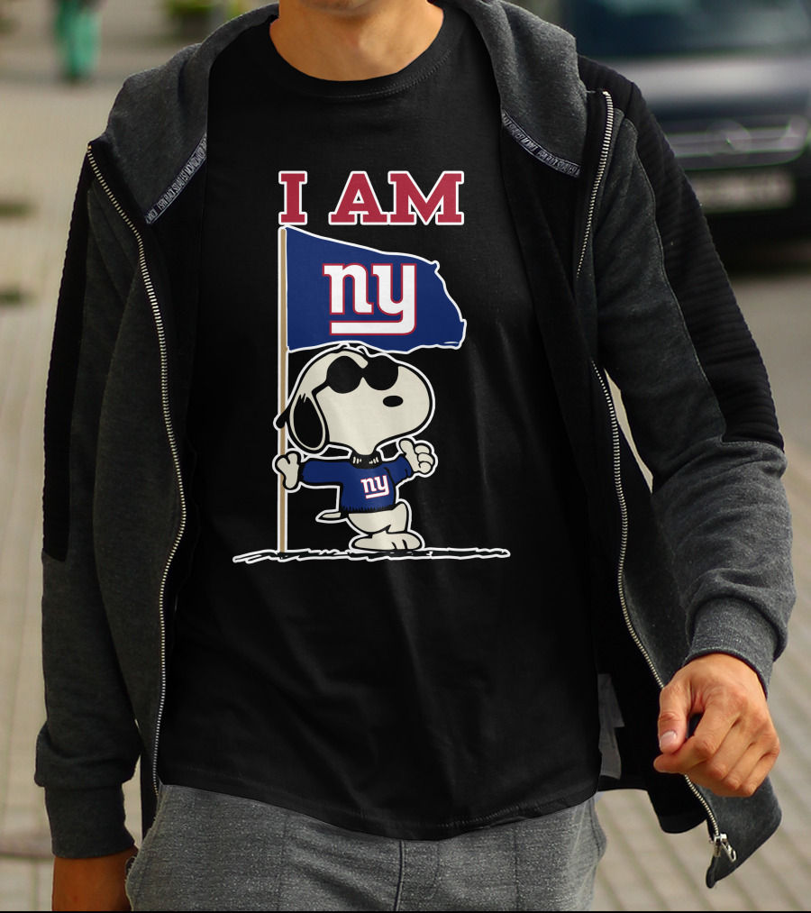 I Am New York Giants Snoopy Flag T-Shirt