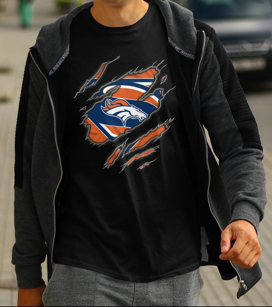 Denver Broncos Superman Rip Claw Logo Battling Theme T-Shirt