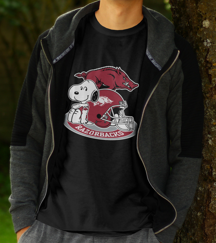 Arkansas Razorbacks Snoopy Football Helmet Razorbacks T-Shirt