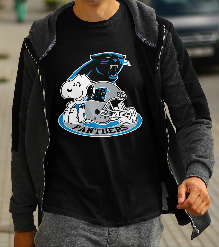 Snoopy Hugging Carolina Panthers Helmet With Team T-Shirt