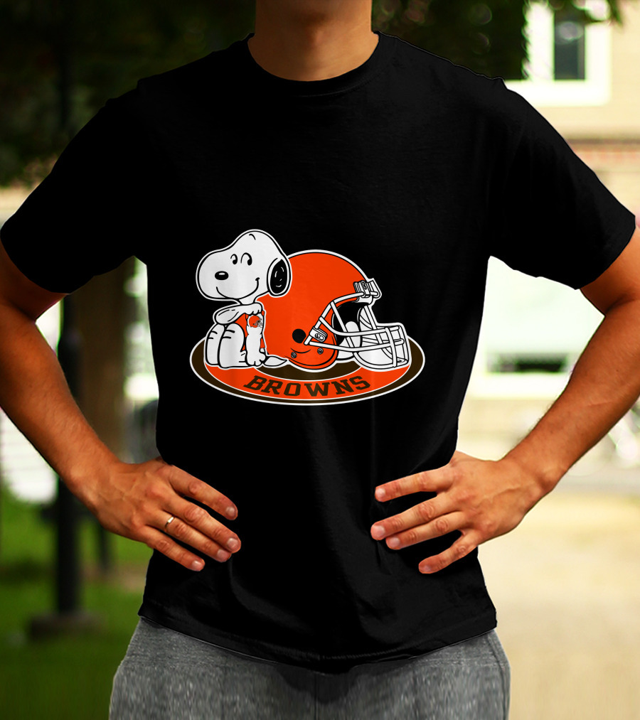 Snoopy Cleveland Browns Helmet Browns T-Shirt