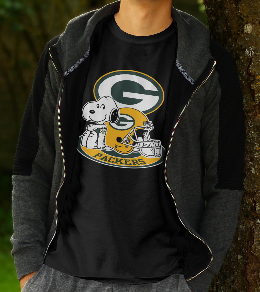 Green Bay Packers Snoopy Helmet T-Shirt