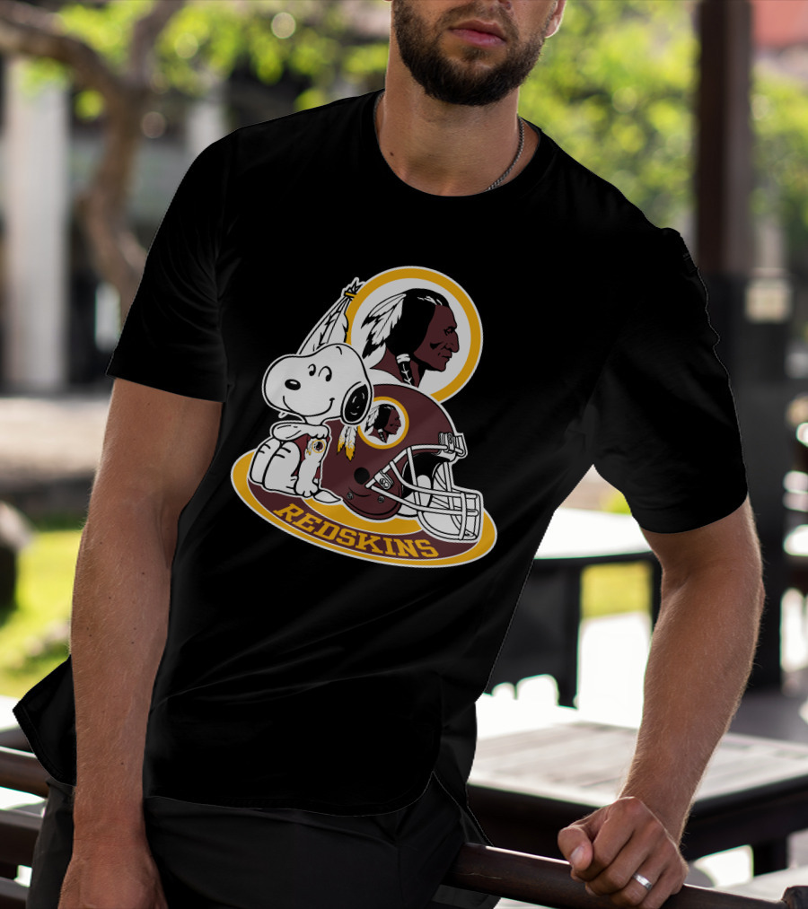 Washington Redskins Snoopy Football Helmet T-Shirt