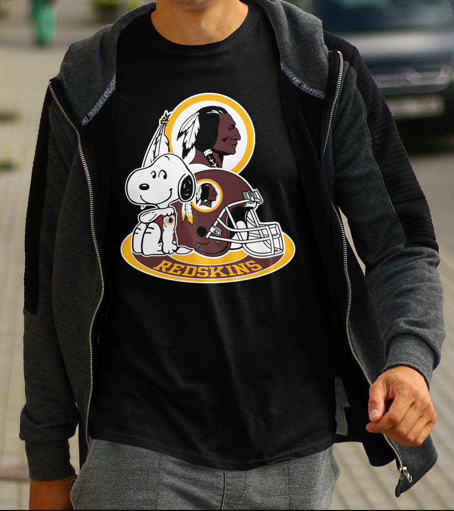 Washington Redskins Snoopy Football Helmet T-Shirt