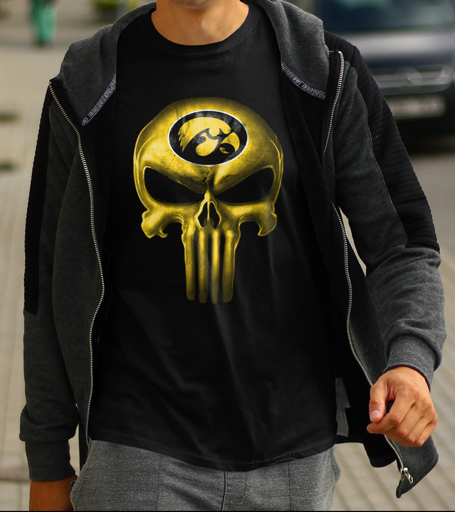 Iowa Hawkeyes Punisher Skull Fan T-Shirt