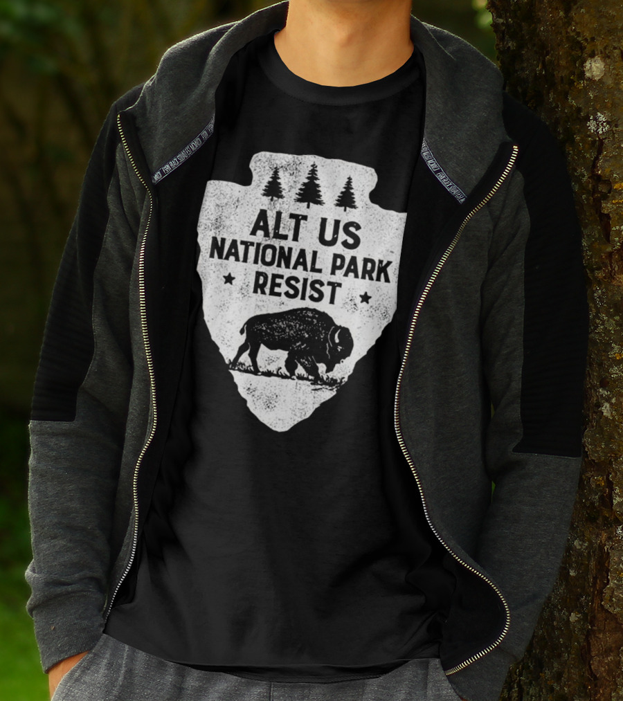 ALT US National Park Resist Bison Arrowhead Emblem T-Shirt