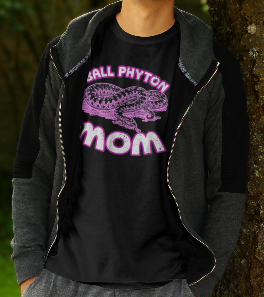 Ball Phyton Mom Snake T-Shirt