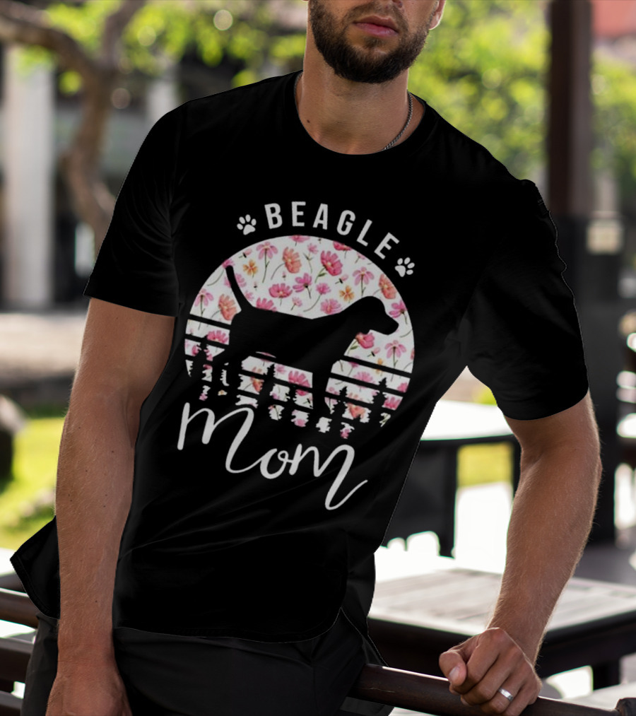 Beagle Mom Floral Mother's Day T-Shirt