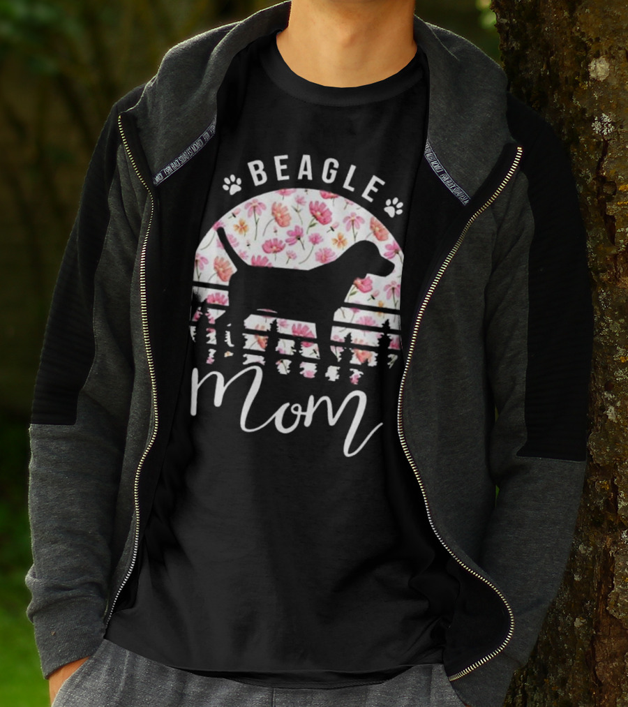 Beagle Mom Floral Mother's Day T-Shirt