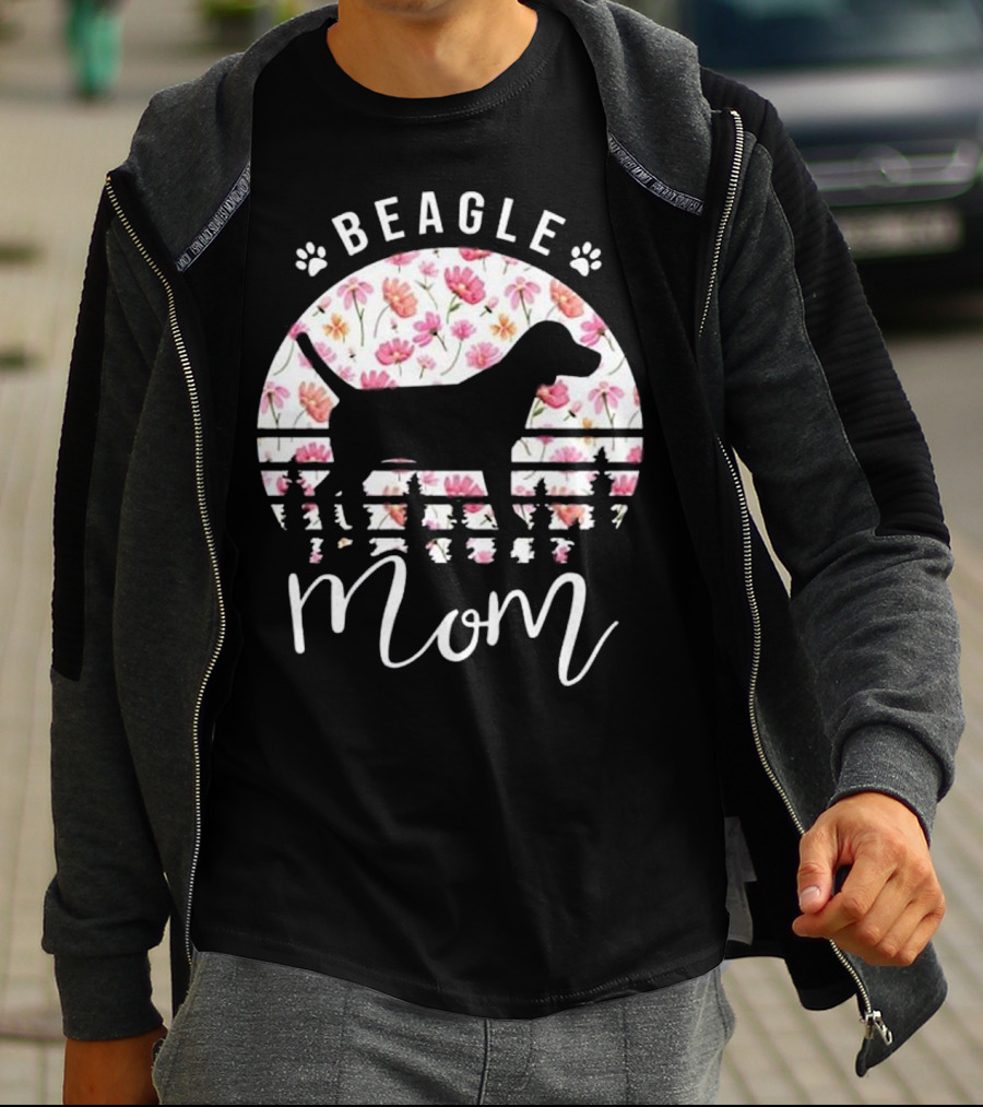 Beagle Mom Floral Mother's Day T-Shirt
