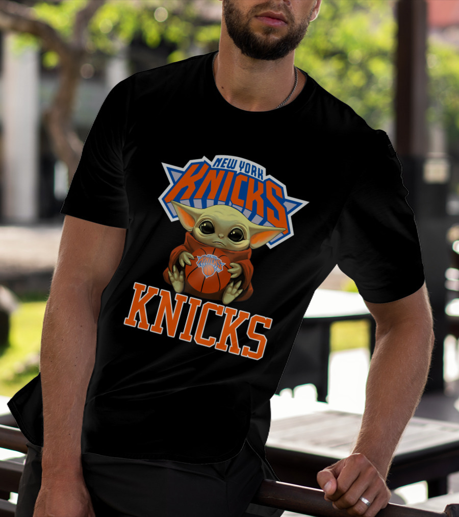 New York Knicks Baby Yoda Basketball Fan T-Shirt