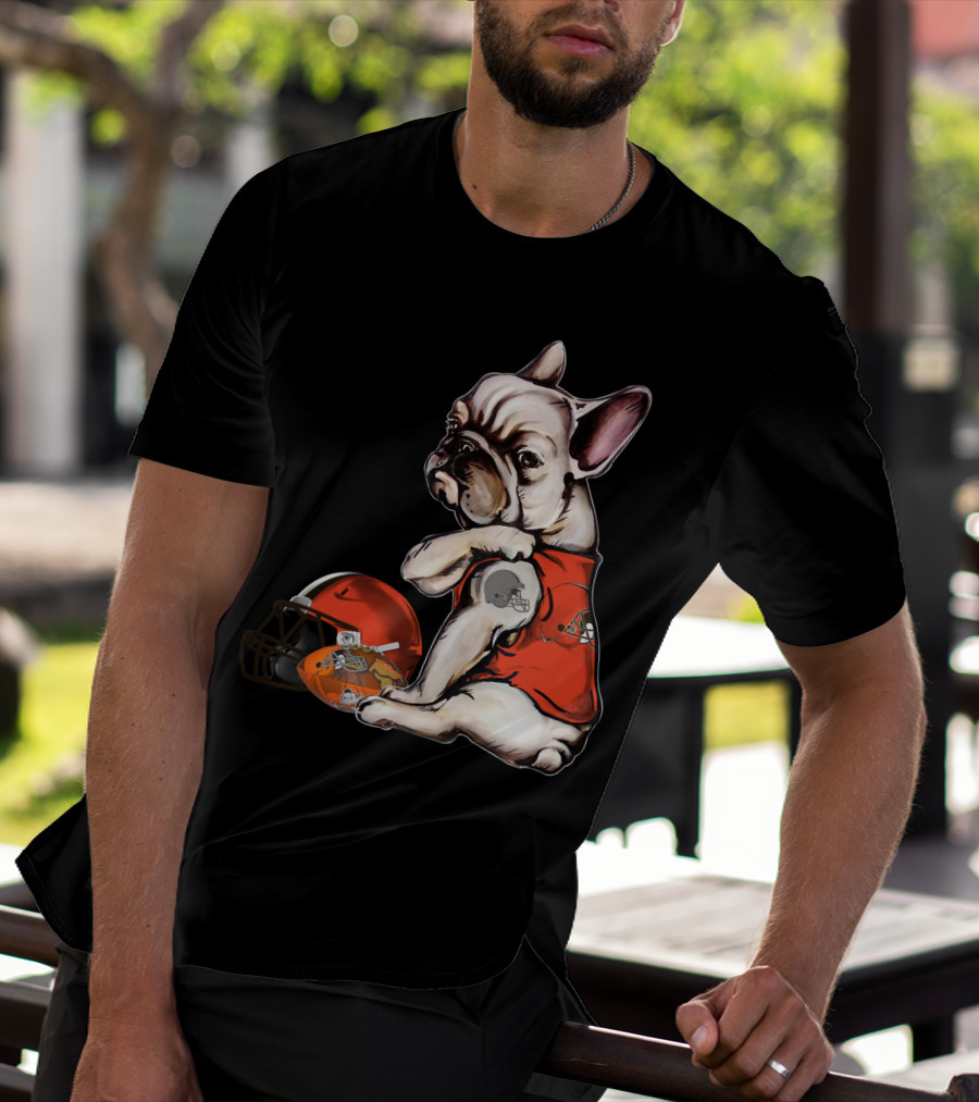 Cleveland Browns Pug Football Helmet And Jersey T-Shirt