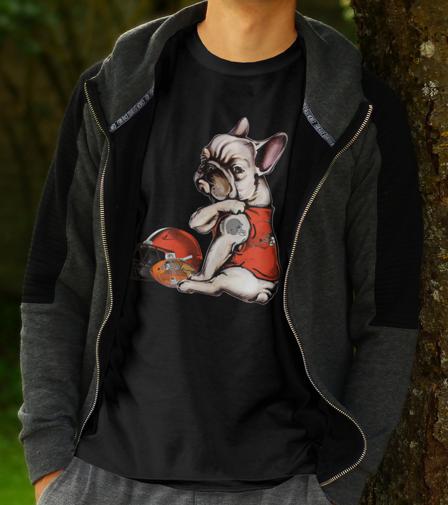 Cleveland Browns Pug Football Helmet And Jersey T-Shirt