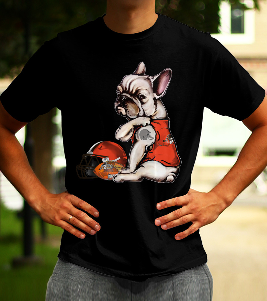 Cleveland Browns Pug Football Helmet And Jersey T-Shirt