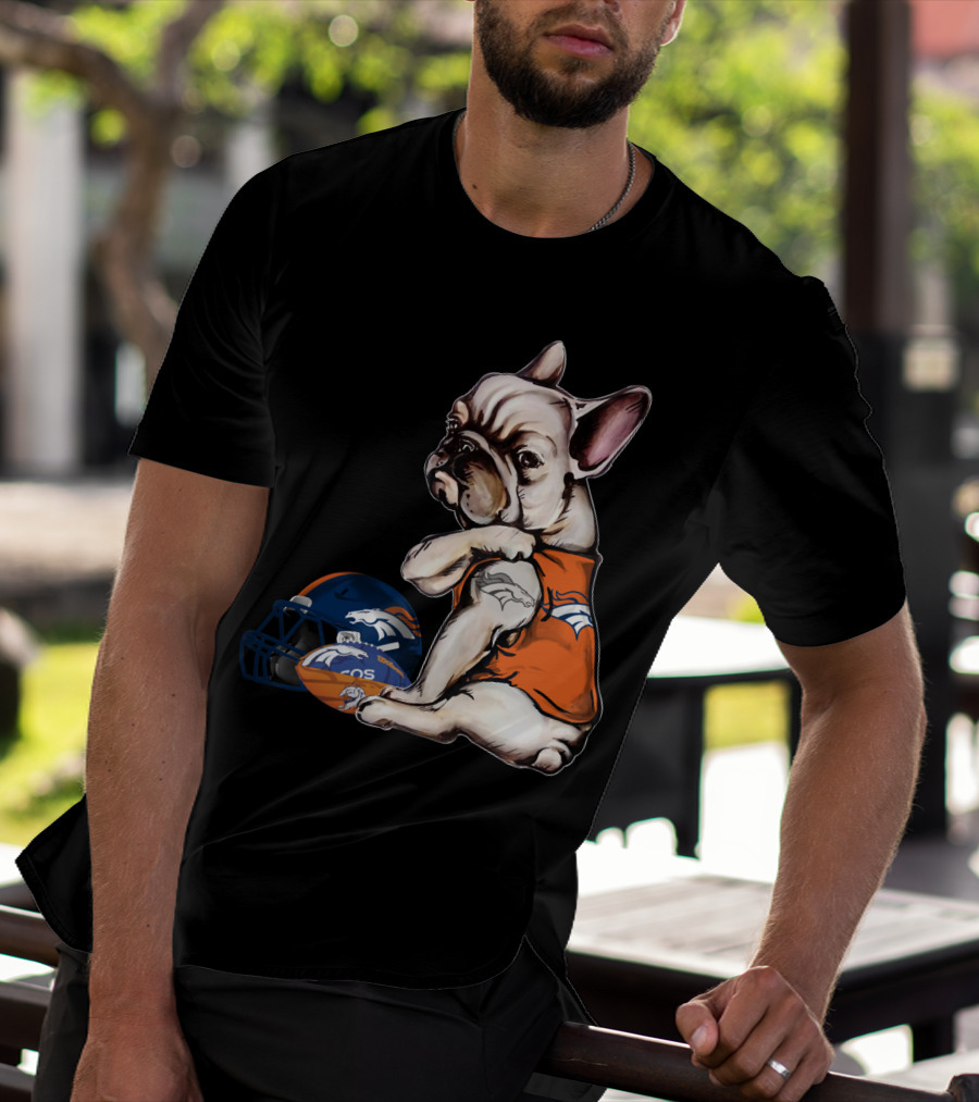 Denver Broncos Pug With Helmet And Ball T-Shirt