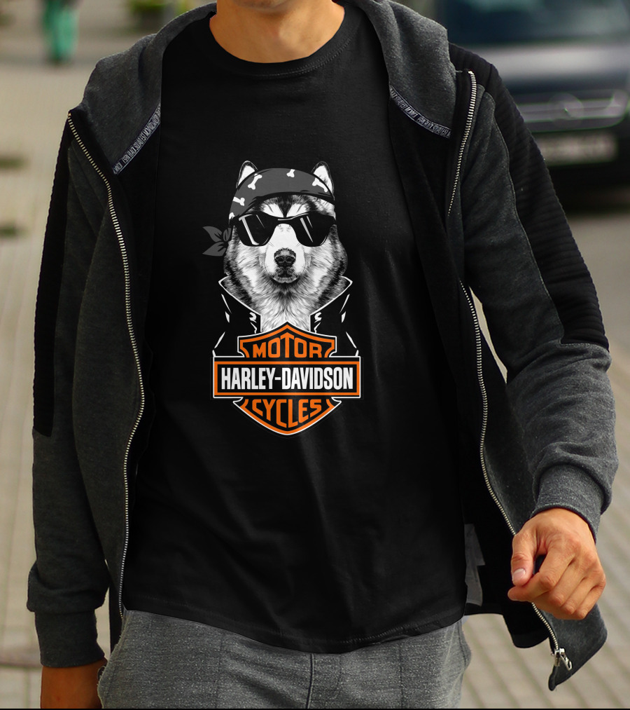 Alaskan Malamute Harley Davidson Motorcycles T-Shirt
