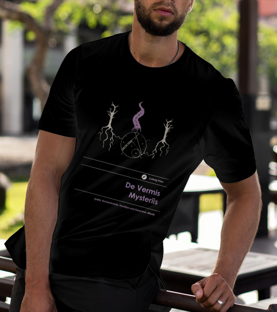 Ludwig Prinn De Vermis Mysteriis Spells Enchantments Familiars Saracenic Rituals Iconic Occult Symbols T-Shirt