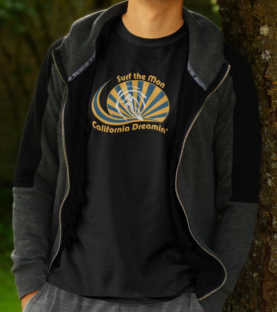 Surf The Mon California Dreamin’ Retro Wave T-Shirt