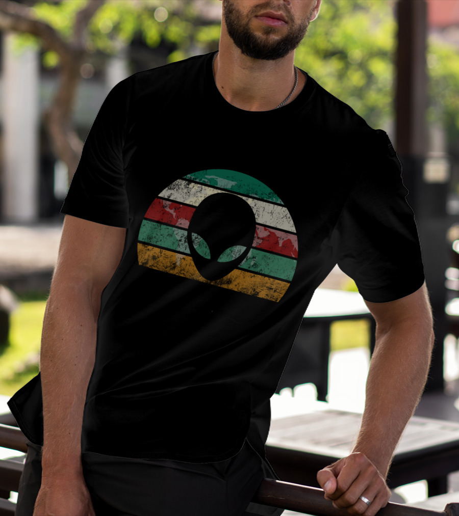 Retro Alien Stripes UFO Vintage Space T-Shirt
