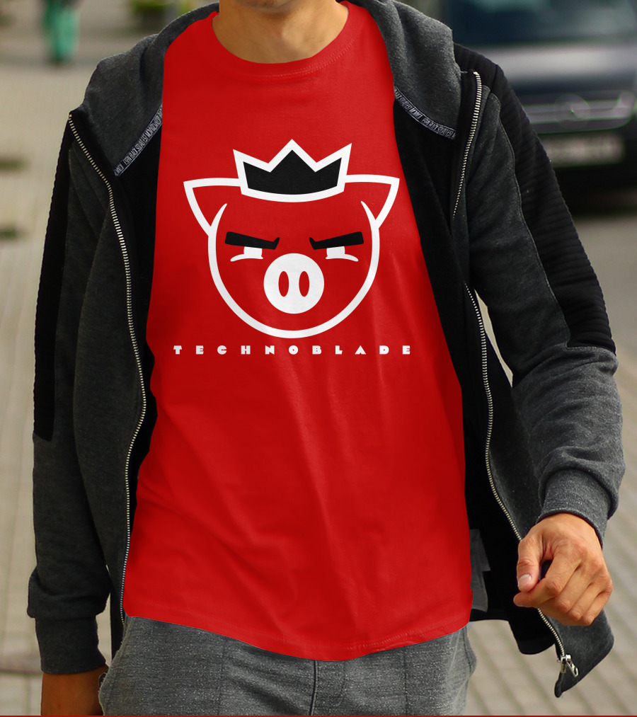 TECHNOBLADE Pig Crown T-Shirt