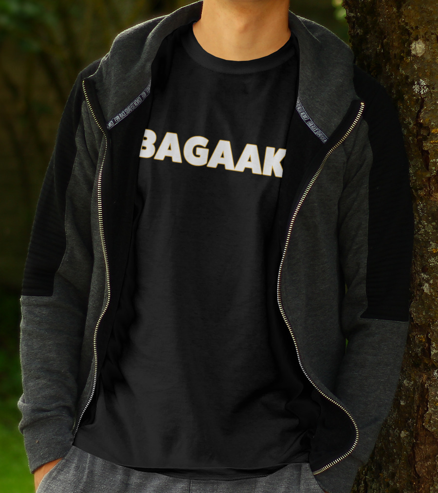BAGAAK The Call Of The Rooster Retro Humor Phrase T-Shirt