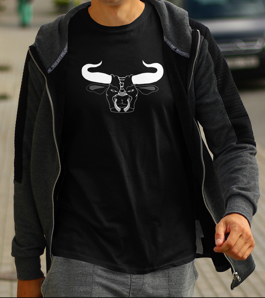 Find Focus Bull Head T-Shirt