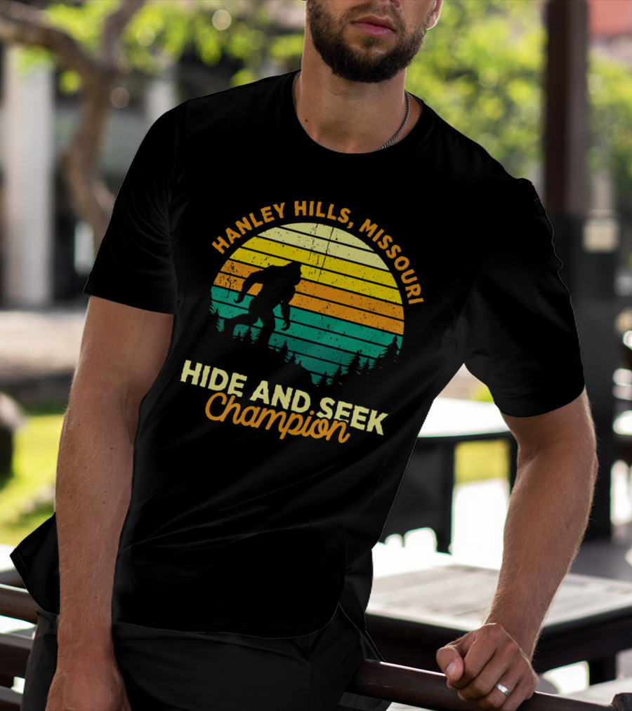 Hanley Hills Missouri Hide And Seek Champion Big Foot Retro T-Shirt