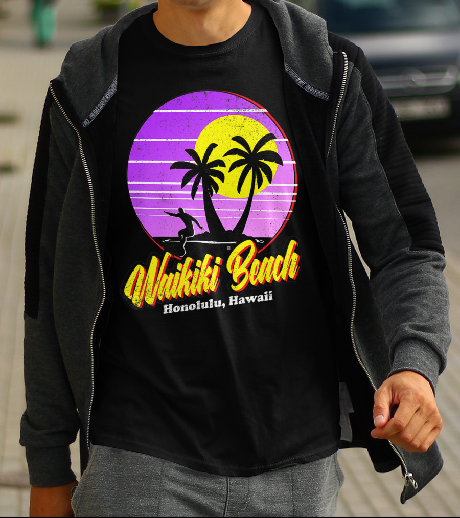 Waikiki Beach Honolulu Hawaii Retro Surfer 80s Vintage Palm Sunset T-Shirt