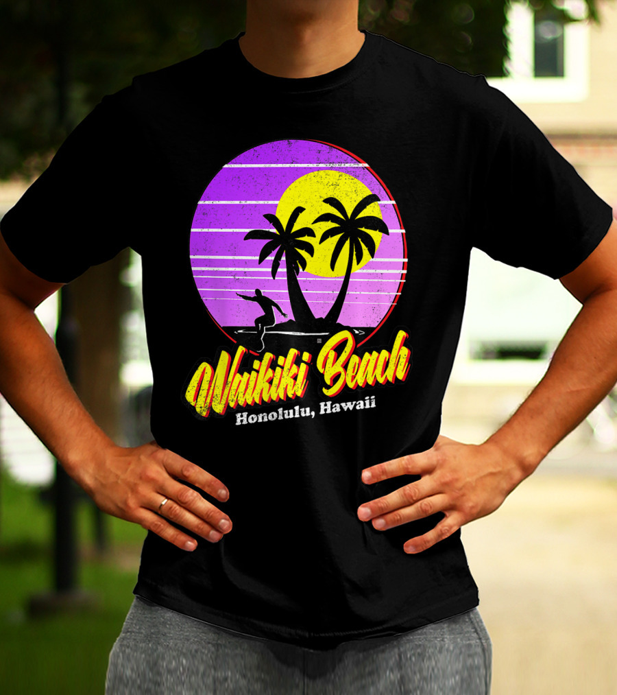 Waikiki Beach Honolulu Hawaii Retro Surfer 80s Vintage Palm Sunset T-Shirt