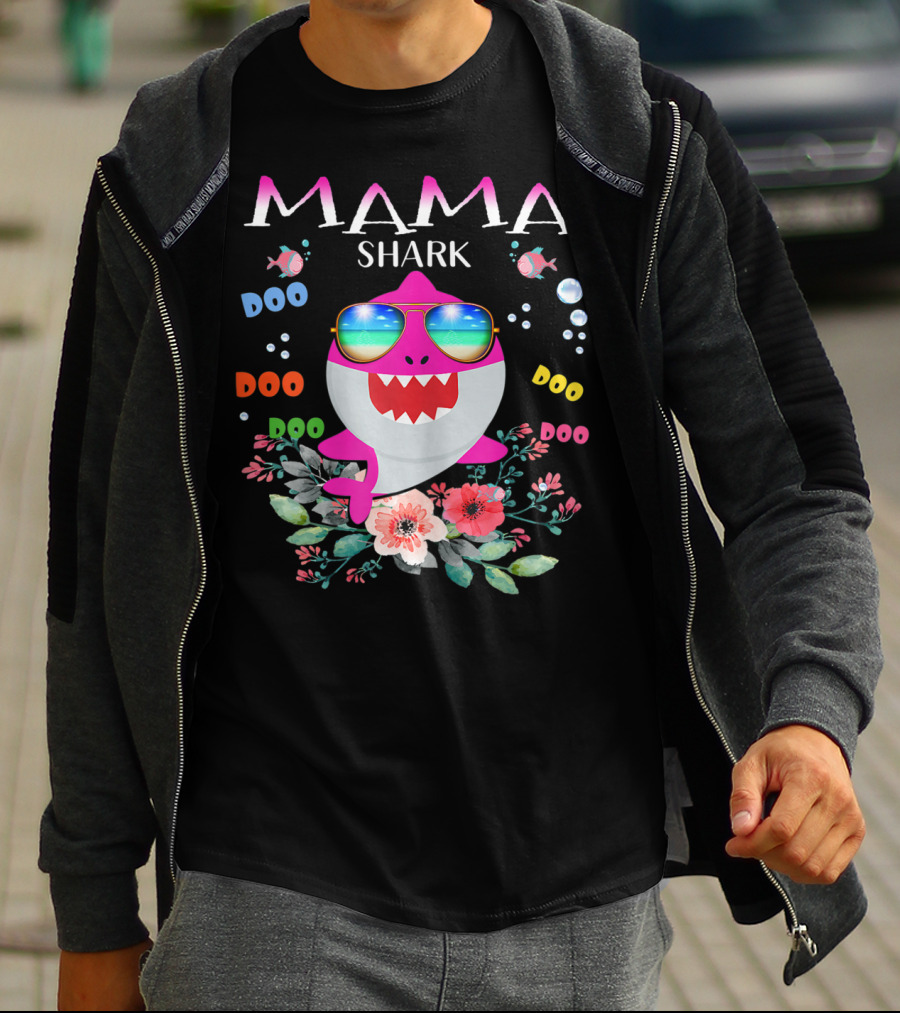Mama Shark Doo Doo Doo Sunglasses Flowers T-Shirt