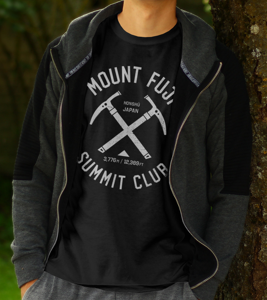 Mount Fuji Summit Club Honshu Japan 3776m 12389ft T-Shirt