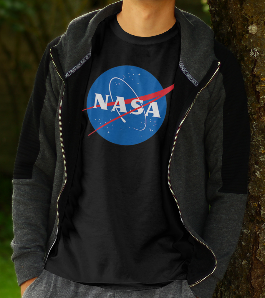 Nasa Officially Licensed NASA Worm Logo Space Badge T-Shirt