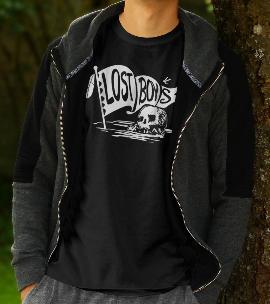 Disney Peter Pan Lost Boys Skull Flag Banner T-Shirt