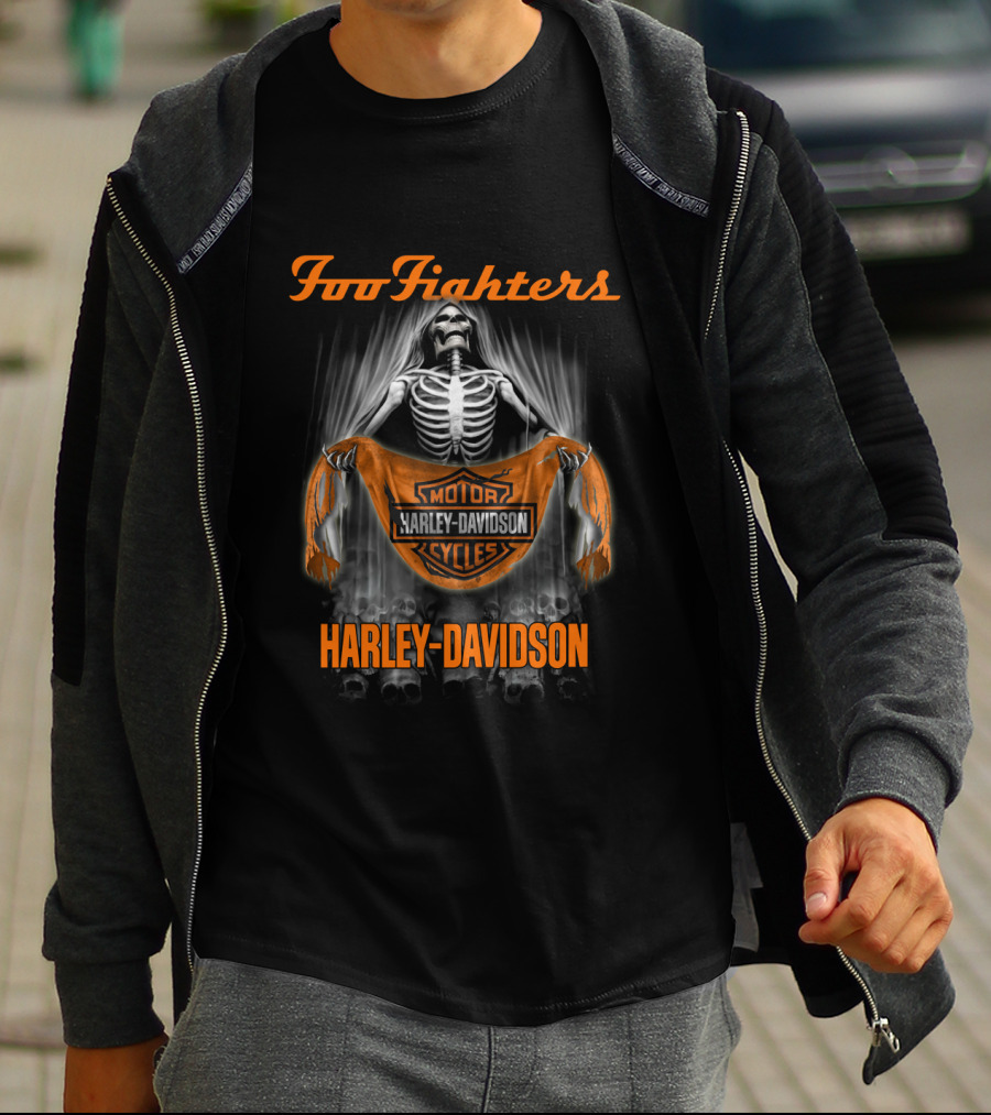 Foo Fighters Harley Davidson Skeleton Holding Motorcycles Banner T-Shirt