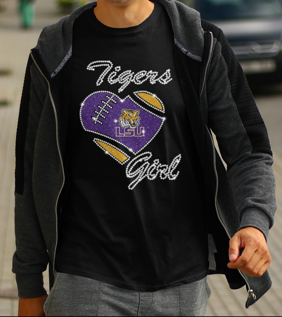 LSU Tigers Girl Heart Football Sparkle Design DNTee25 T-Shirt