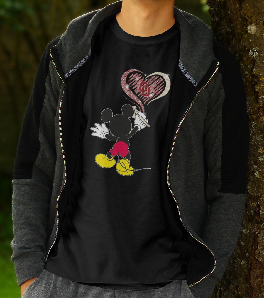 Mickey Draws Ou Heart For Oklahoma Sooners Fans T-Shirt