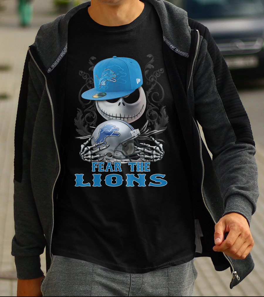 Fear The Lions Skull With Detroit Lions Cap And Helmet T-Shirt