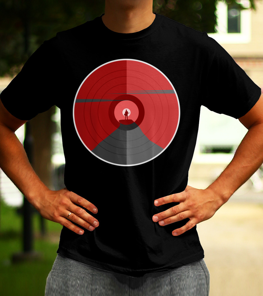 Rock Mountain Climber Silhouette In Red Circular T-Shirt