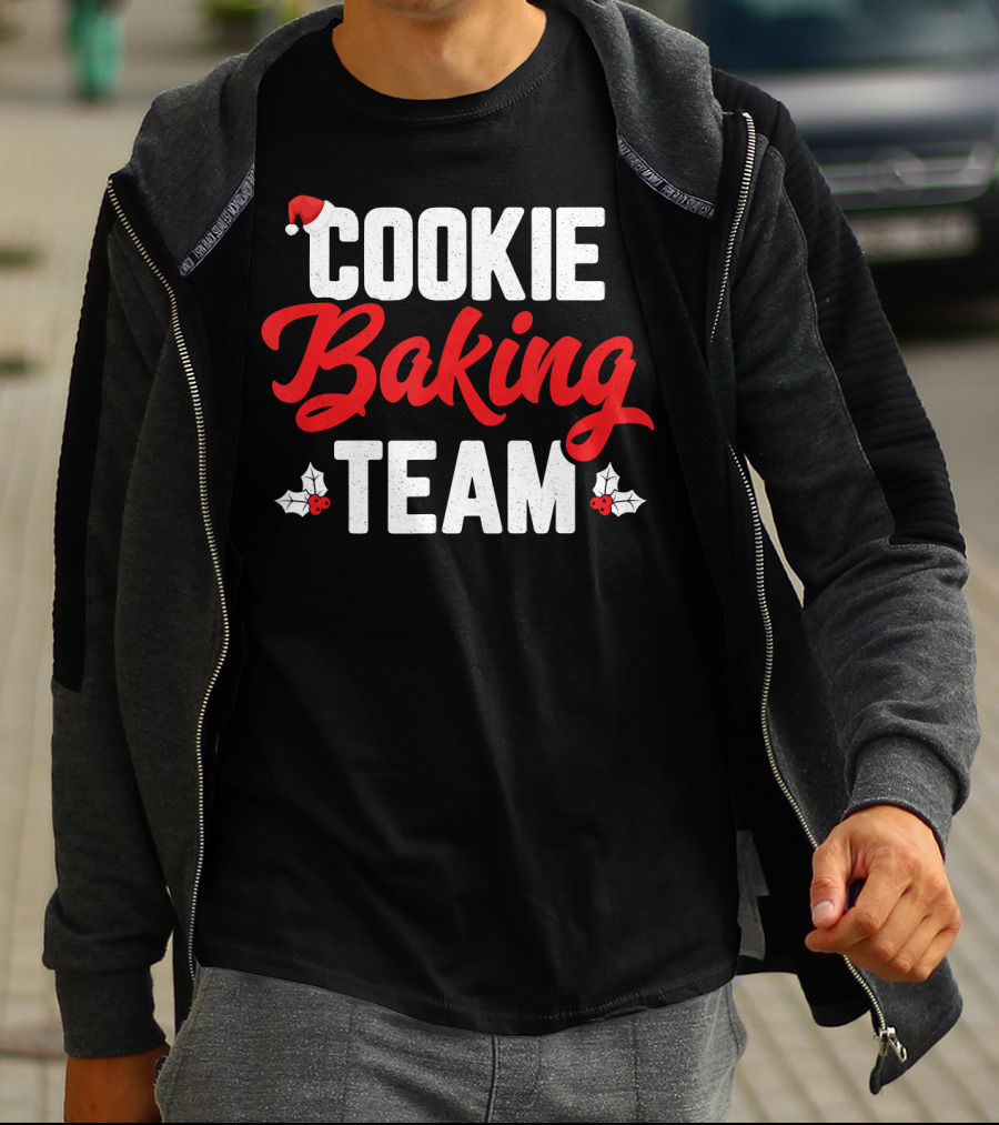 Cookie Baking Team Santa Hat Holly Christmas T-Shirt