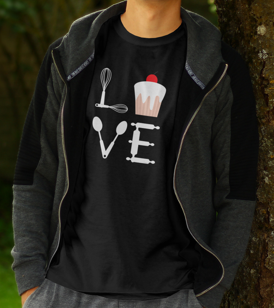 Love Baking Lover Cupcake Whisk Spoon Rolling Pin T-Shirt