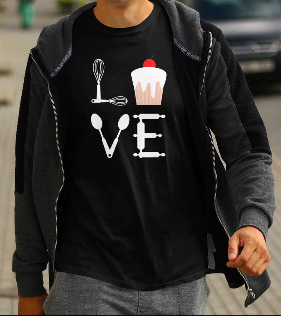 Love Baking Lover Cupcake Whisk Spoon Rolling Pin T-Shirt