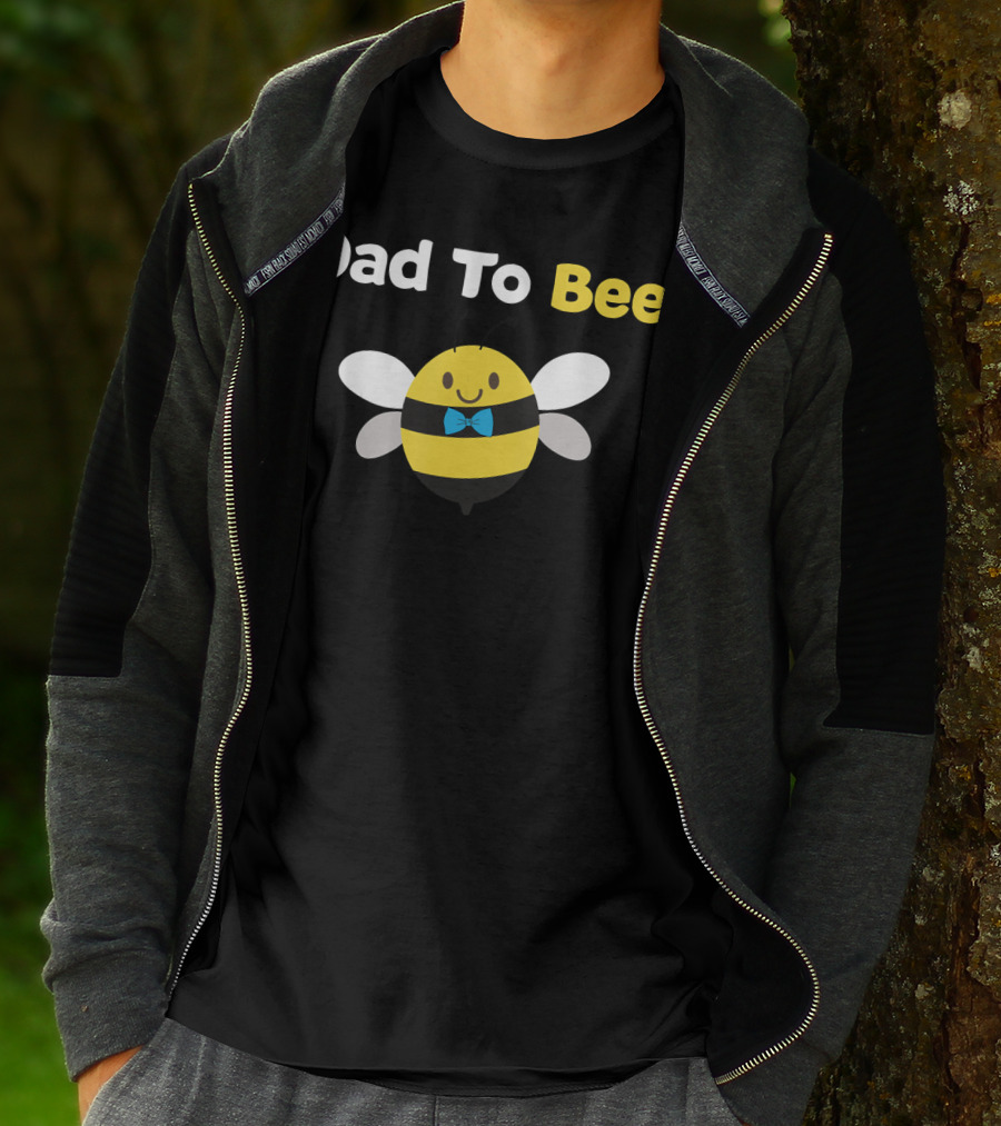 Dad To Bee First Time Daddy Fath Cute Bowtie Bee T-Shirt
