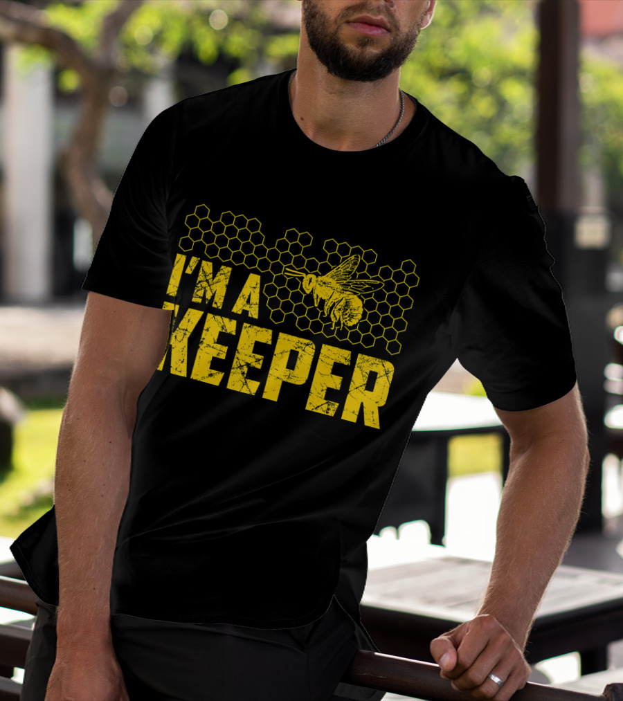 I'm A Keeper Beekeeping Honeycomb Bee T-Shirt
