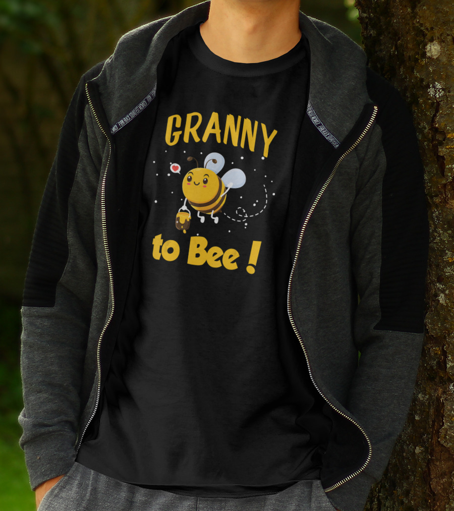 Granny To Bee Honeybee With Heart T-Shirt