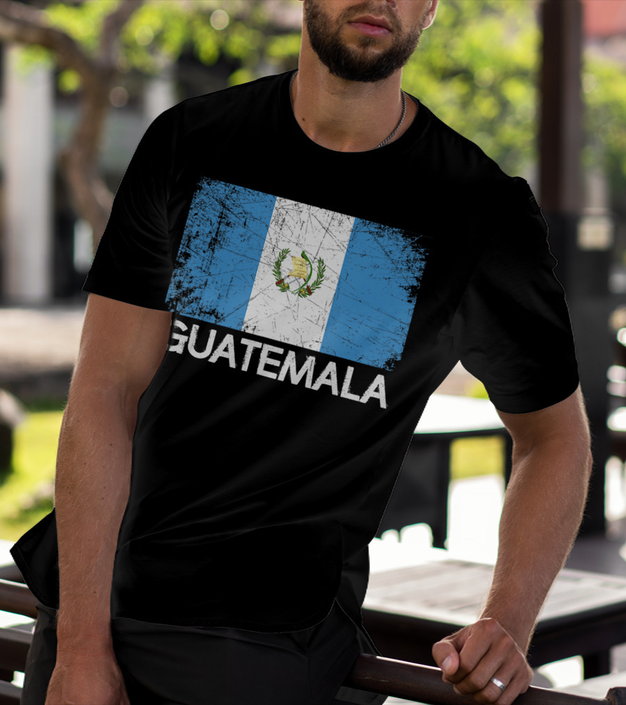 Vintage Guatemalan Flag Distressed Guatemala Emblem T-Shirt