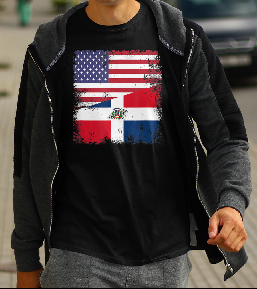 Half Dominican Flag Vintage USA American Dominican Grunge T-Shirt