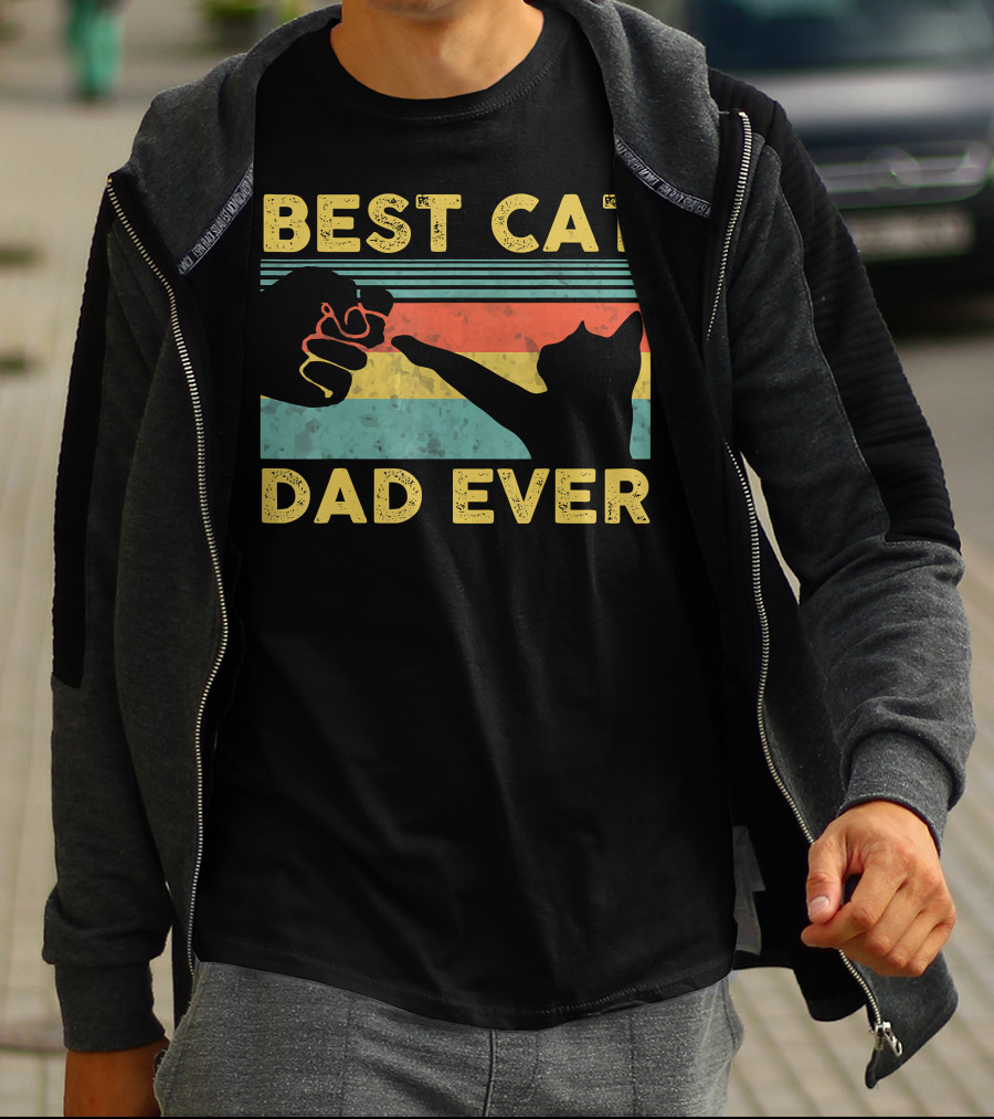 Best Cat Dad Ever Fist Bump Vintage Style Cat Daddy T-Shirt