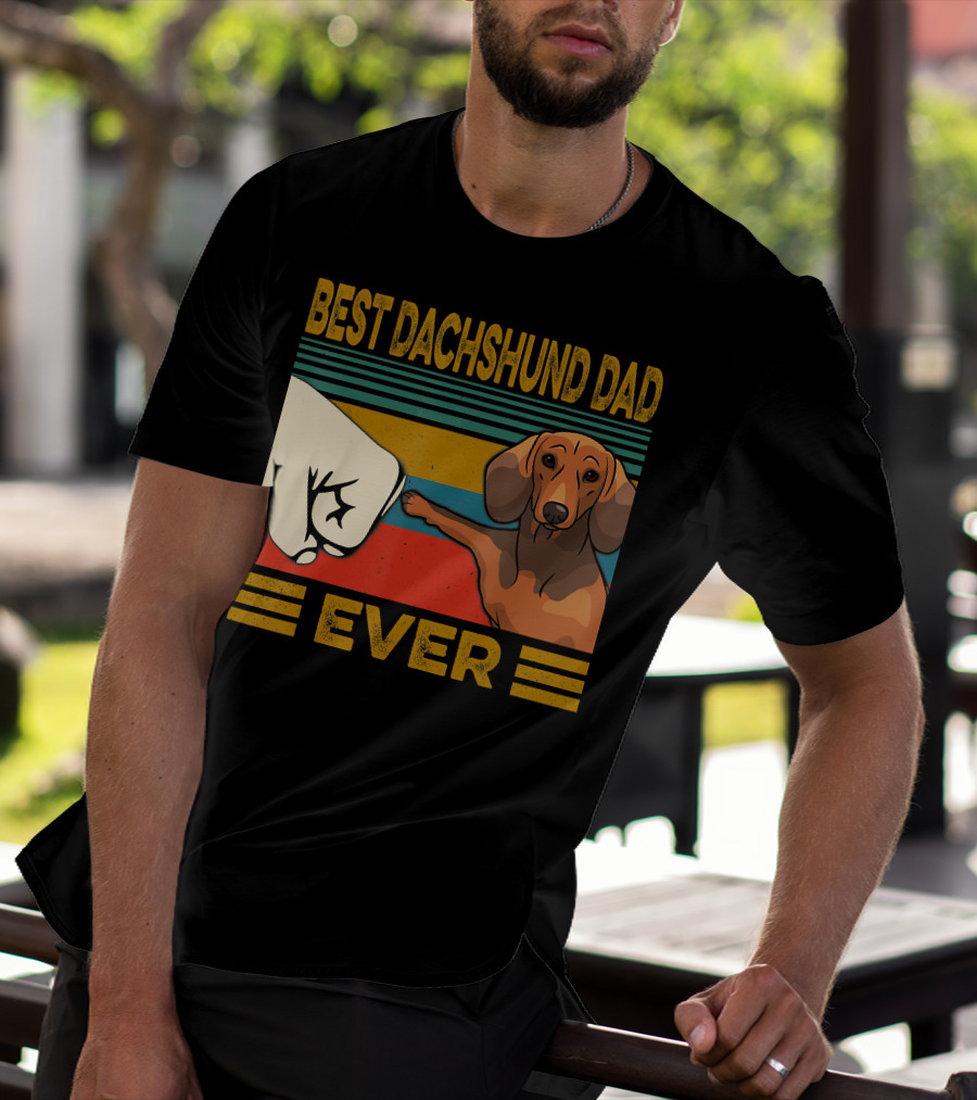 Best Dachshund Dad Ever Fist Bump Retro Stripes T-Shirt