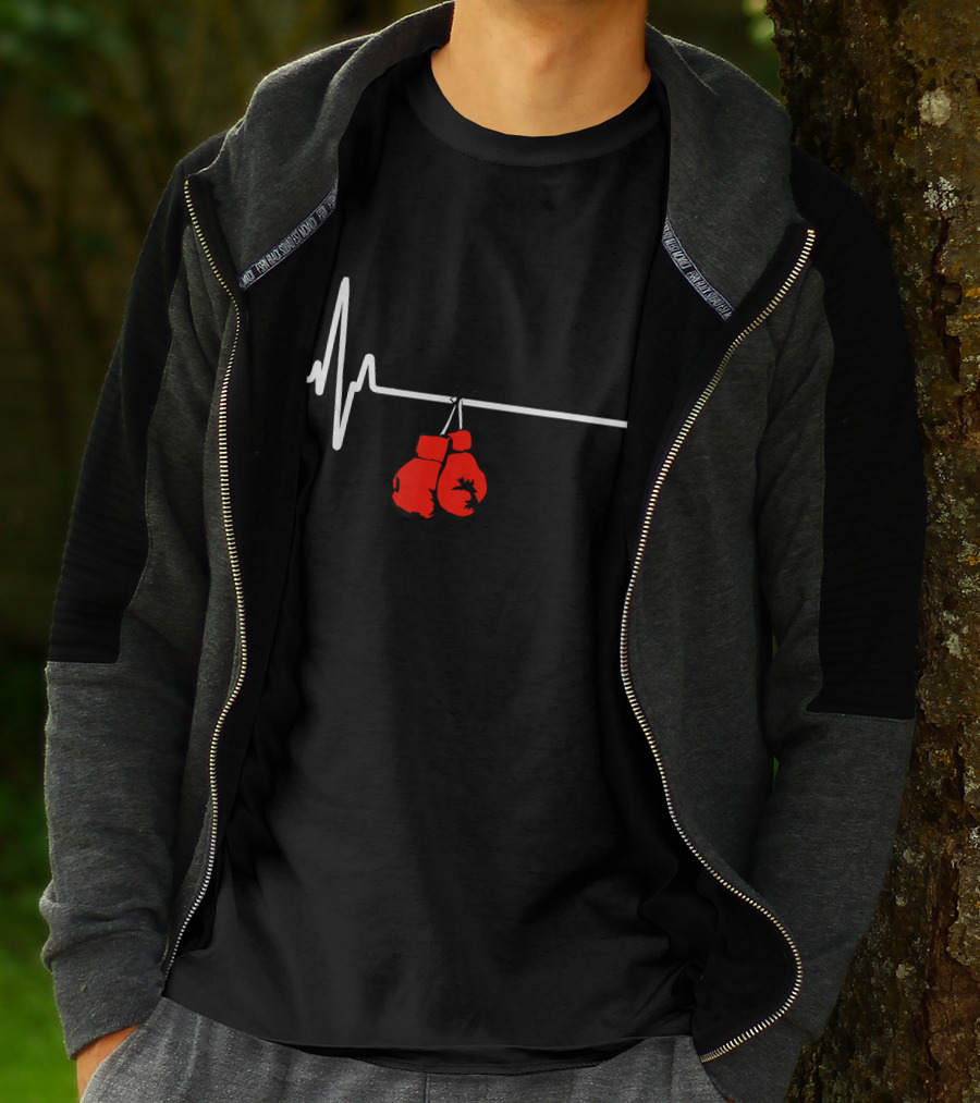 Boxing Gloves Heartbeat MMA Red Glove Pulse Line T-Shirt